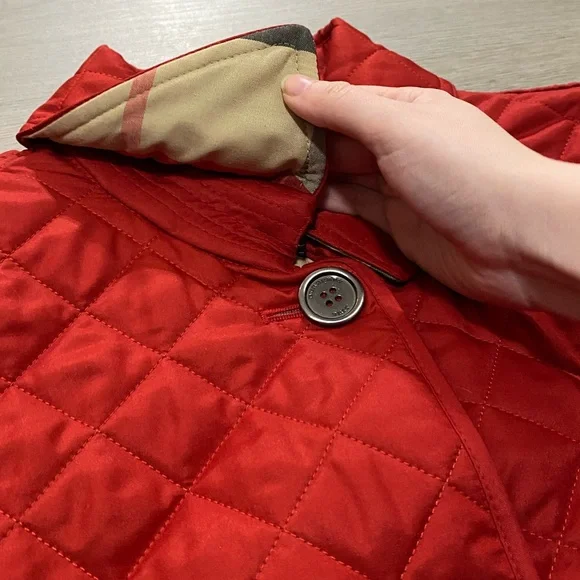 Burberry Brit Copford Red Quilted Button Jacket Size Medium - Picture 11 of 15
